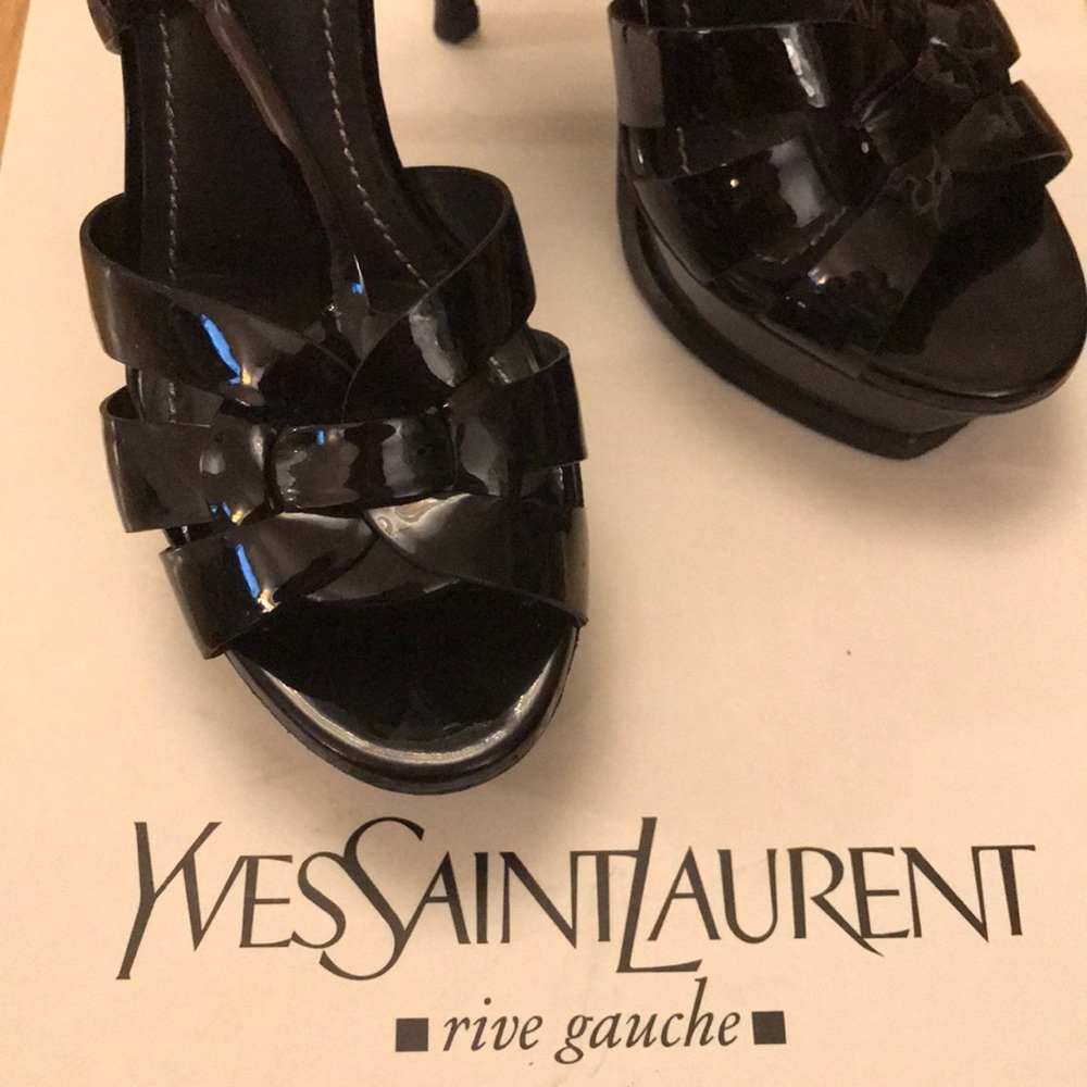 YSL Tribute 105 Sandal in Black Patent Leather